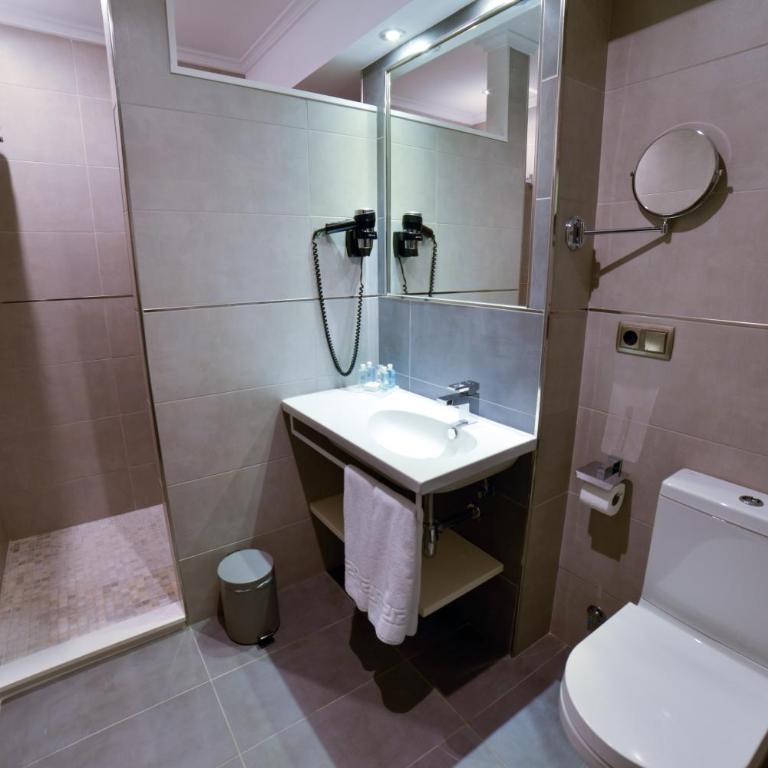 Apartamentos Turísticos Llanes - Superior Studio - 12