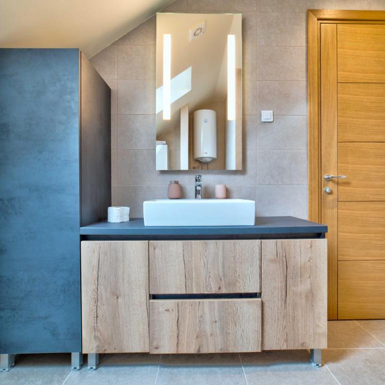 Luxury Kalman Centar Apartman - Apartman - 5