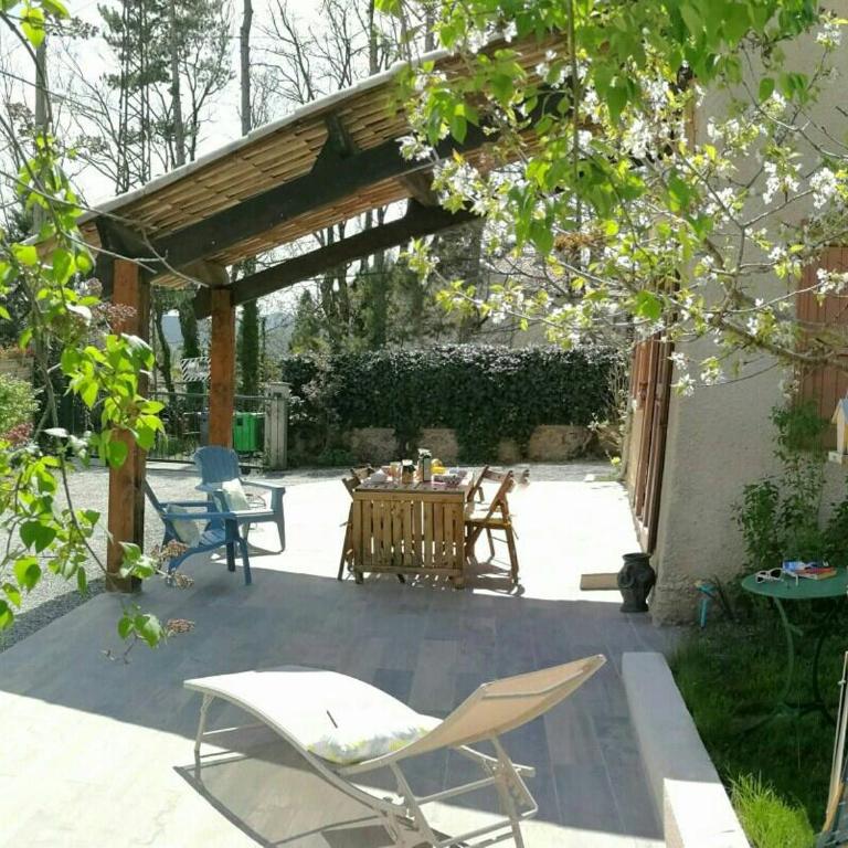 Maison 3 étoiles avec jardin pour familles, sportifs, curistes... - Maison 4 Chambres - 1