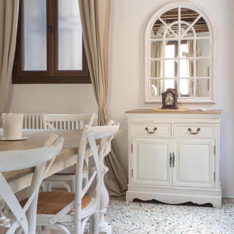 Romantic Rialto - Appartamento con 2 Camere da Letto - 42