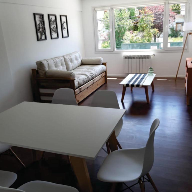 Departamento en el centro de Bariloche tb - Apartamento de 2 dormitorios - 3