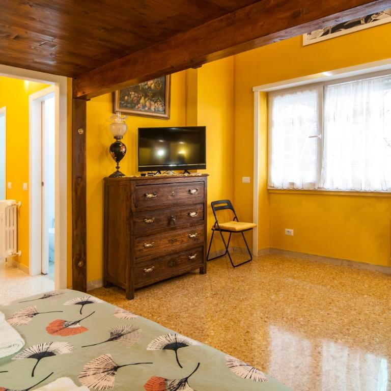 Wood Easy Flat - Appartamento con 1 Camera da Letto - 30