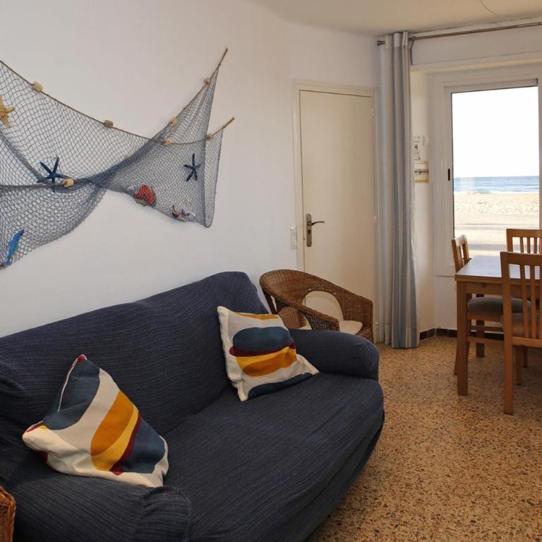AT076 Planta baja en 1ra línea del paseo marítimo - Apartamento de 3 dormitorios - 16