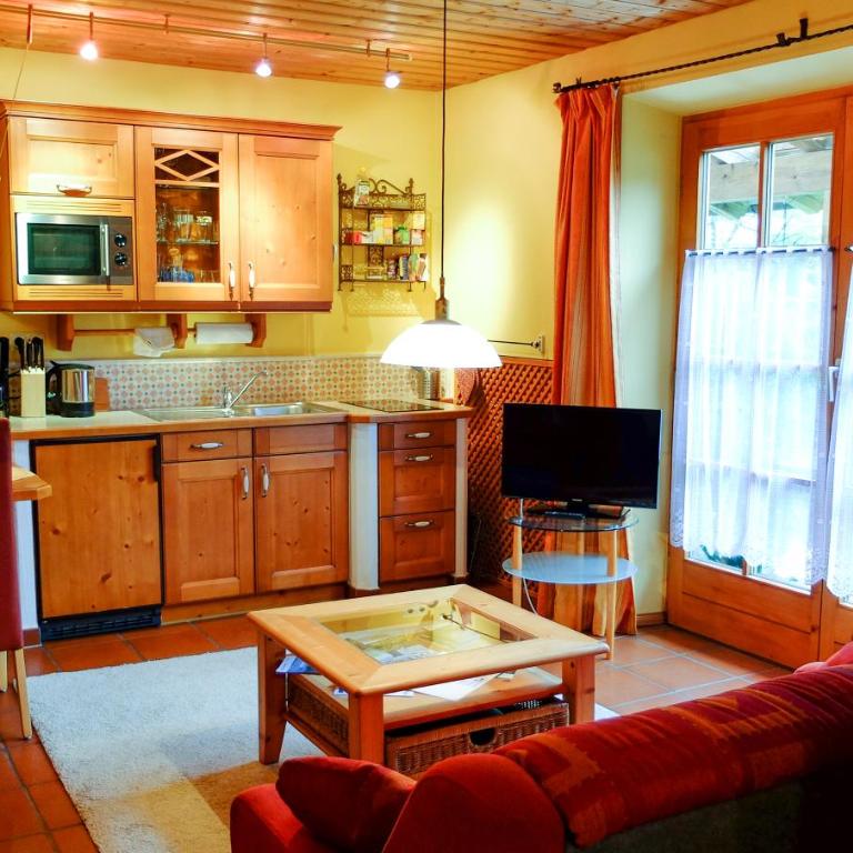 Ferienwohnung Rösslstube - Apartment mit 1 Schlafzimmer - 2