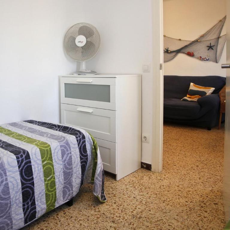 AT076 Planta baja en 1ra línea del paseo marítimo - Apartamento de 3 dormitorios - 8