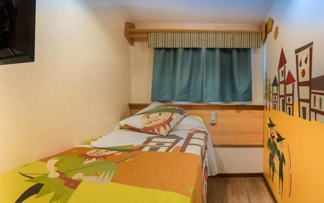 Magic Robin Hood - Two-Bedroom Bungalow (3 Adults) - 3