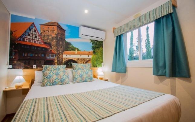 Magic Robin Hood - Two-Bedroom Bungalow (3 Adults) - 7
