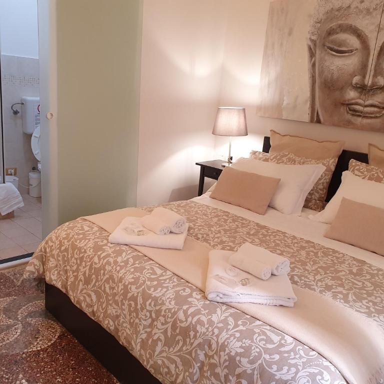 Domus La Foce Hotel - Camera Matrimoniale con Bagno Privato - 2