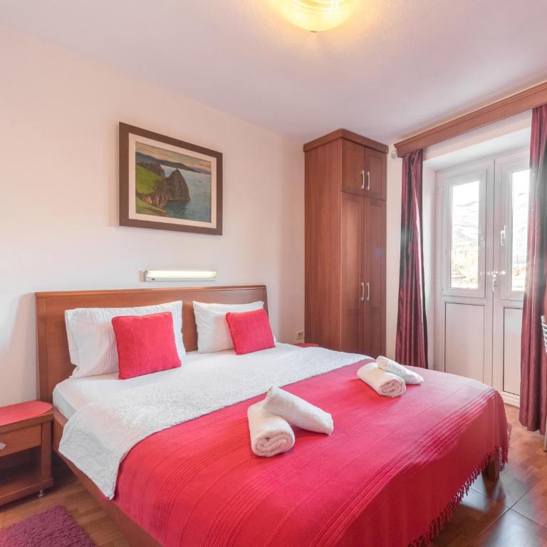 R club Apartments Old Town Budva - Apartman sa Terasom - 4