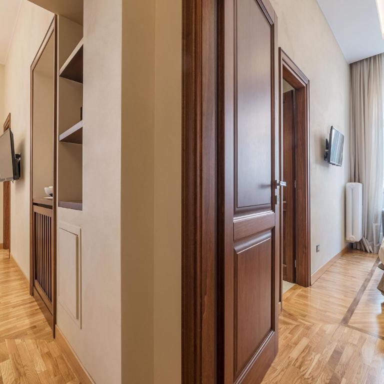 900 Apartments Lazio, Emilia & La Corte - Appartamento Superior con Balcone - 17