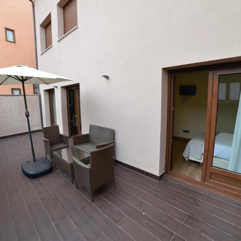 Apartamentos Turísticos Llanes - One-Bedroom Apartment with Terrace - 4