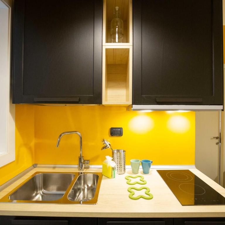 Il giardinetto a Colori by Dimorra - Appartamento con 2 Camere da Letto - 50