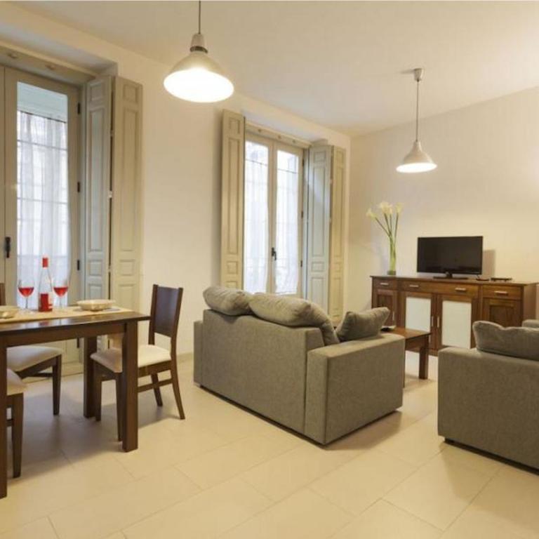 Apartamentos Gibralfaro - Apartamento Superior de 2 dormitorios - 10