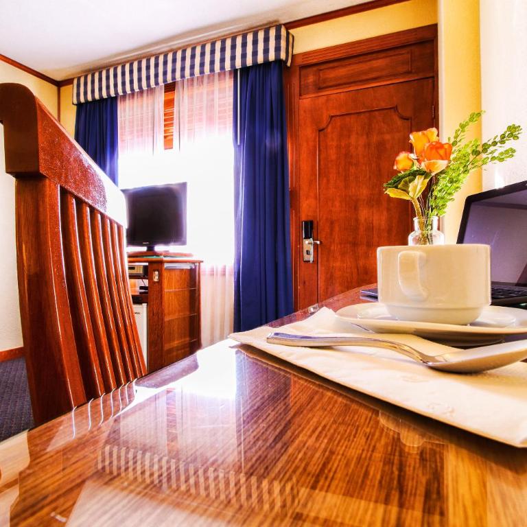 Hotel Lastra - Suite Executive - 2