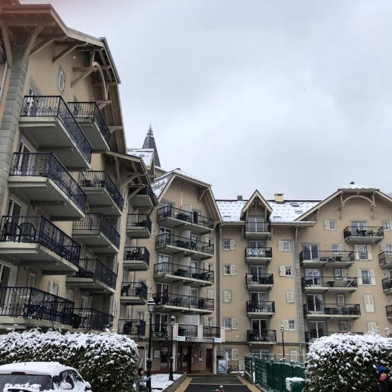 Grand Panorama T2 avec piscine aux pieds des télécabines - Appartement - 45