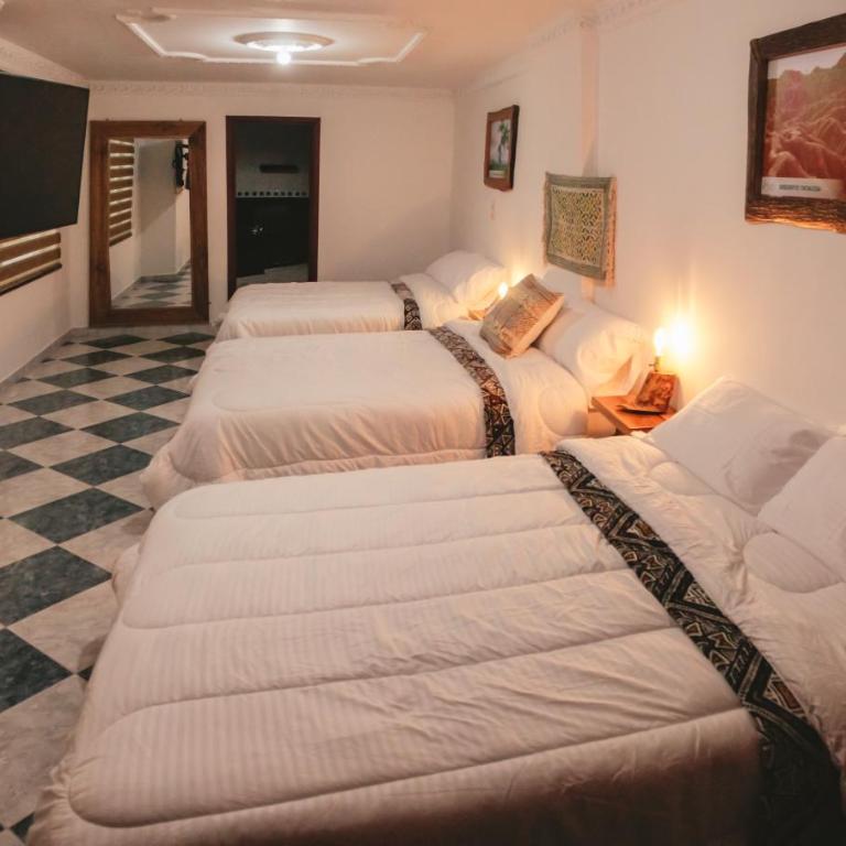 NOGAL HOSTEL - Deluxe Triple Room - 5
