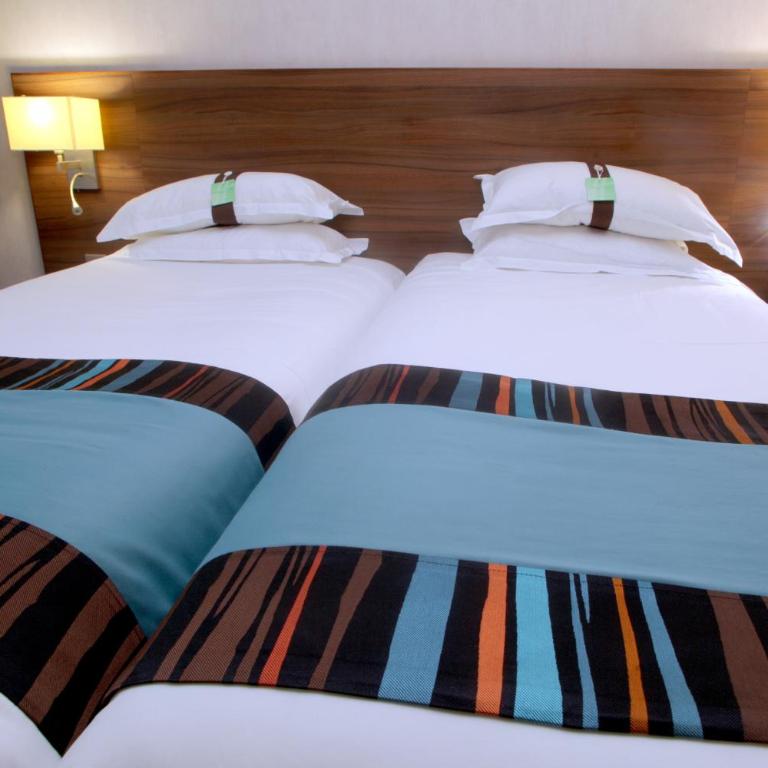 Holiday Inn Paris Montmartre by IHG - Chambre Standard avec 2 Lits Simples - 9