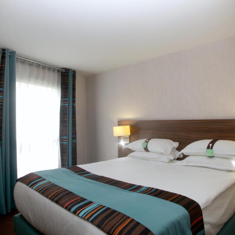 Holiday Inn Paris Montmartre by IHG - Chambre Standard Lit Queen-Size - 4