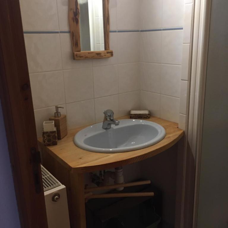 La Roche Meane - Chambre Quadruple avec Salle de Bains Privative - 2