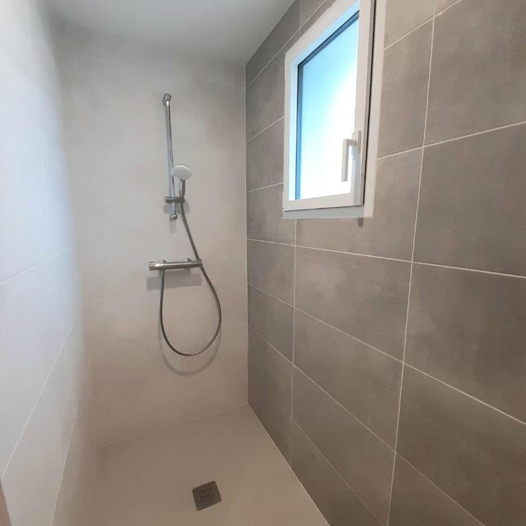 Maison village Kermorvan, 300m plage, 5-6 pers. - Three-Bedroom House - 11