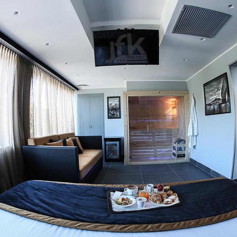 Best Western JFK Hotel - Camera King Deluxe con Divano-Letto - 1