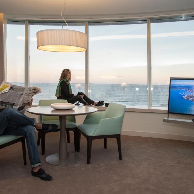 The Grand Hotel - Presidential Suite - 3