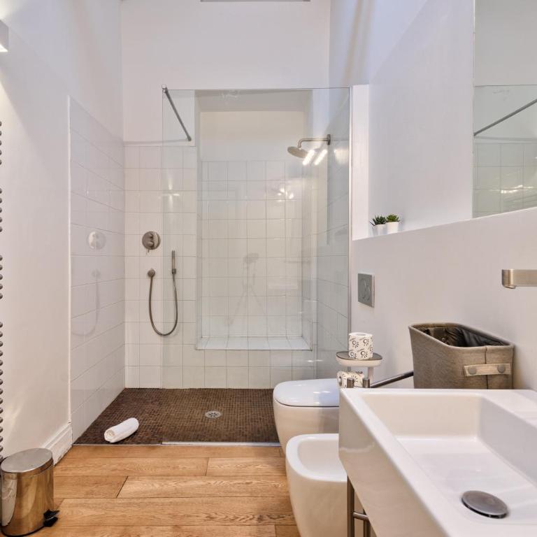 GuestHost - Stylish Apartment in the heart of Torino - Two-Bedroom Apartment - 14