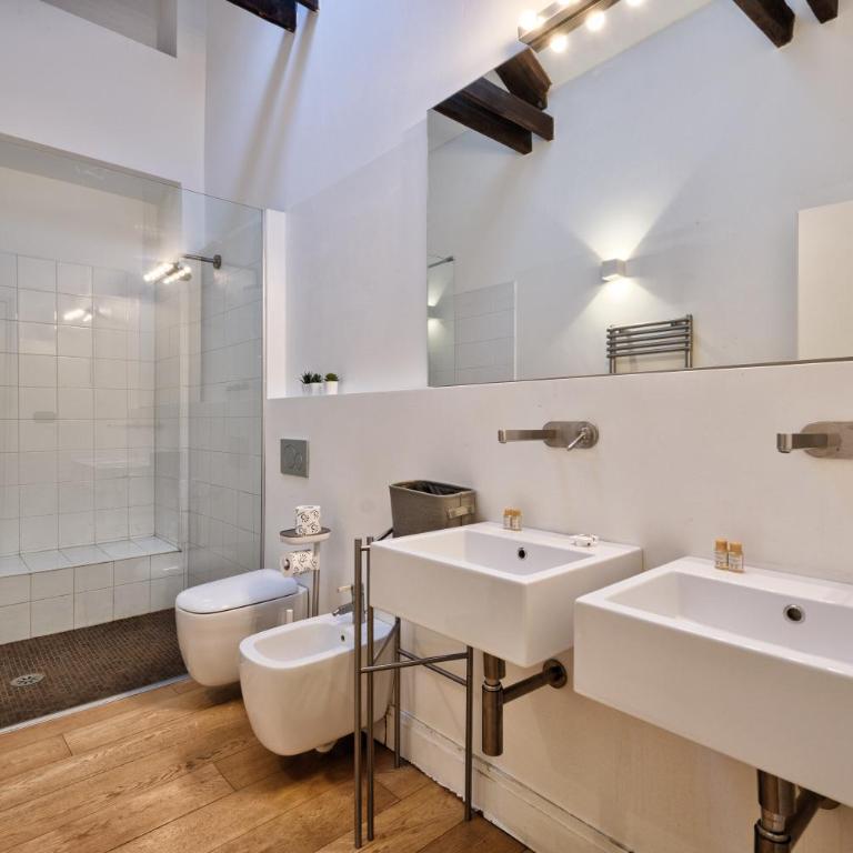 GuestHost - Stylish Apartment in the heart of Torino - Two-Bedroom Apartment - 13