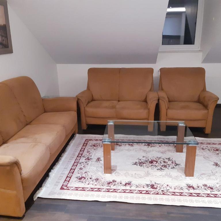 Royal Boardinghouse GmbH - Munich - Three-Bedroom Apartment - 7