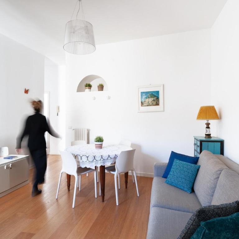 Casa Flo, nel centro storico con terrazza e ascensore - Appartamento con 2 Camere da Letto - 4