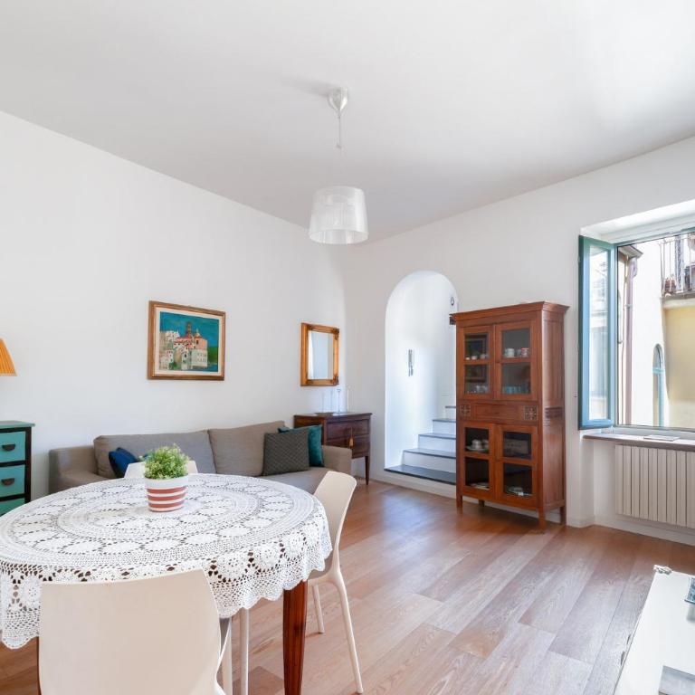 Casa Flo, nel centro storico con terrazza e ascensore - Appartamento con 2 Camere da Letto - 21