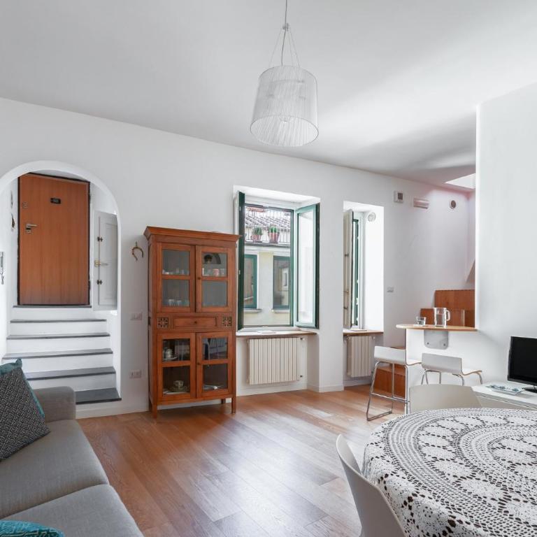 Casa Flo, nel centro storico con terrazza e ascensore - Appartamento con 2 Camere da Letto - 22