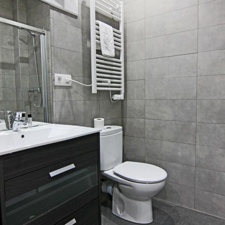 FELIP - Spacious and quiet apartments & one with Terrace - Apartment with Terrace - 12