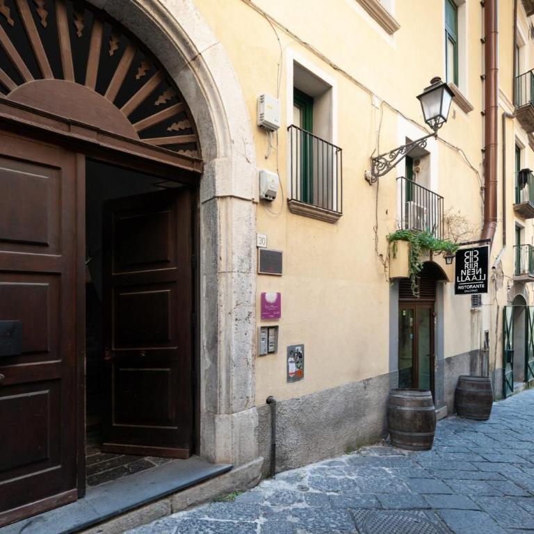 Casa Flo, nel centro storico con terrazza e ascensore - Appartamento con 2 Camere da Letto - 24