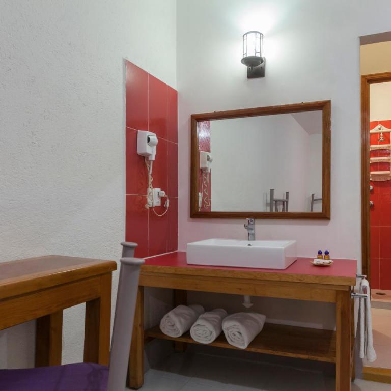 Hotel Posada el Cid - Habitación Doble Económica - 11