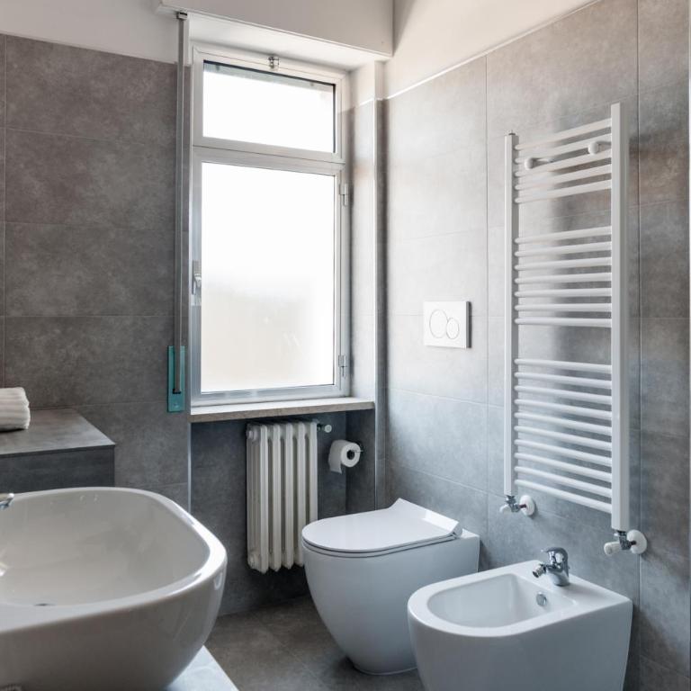 Fly by Suites Pescara - Appartamento con 2 Camere da Letto - 3
