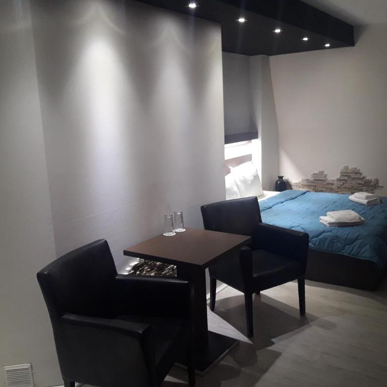 Prenoćište Konstantin 2008 - Četvorokrevetna Soba - 36