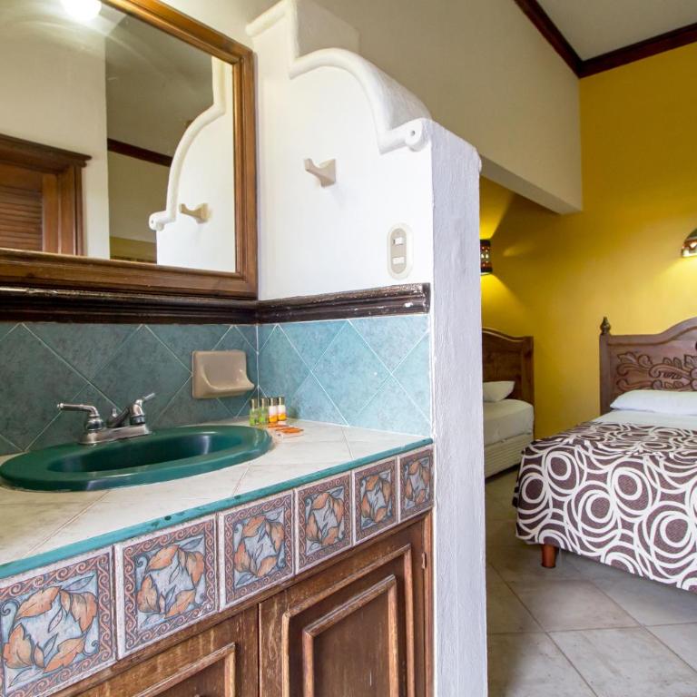Suites Flamboyanes - Habitación Triple - 3