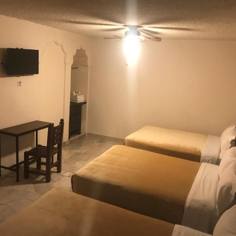 Hotel Camino de Allende - Habitación Triple Confort con ducha - 6
