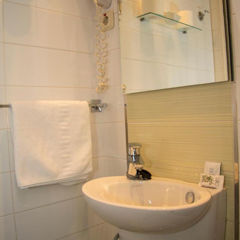 Hostal Los Alpes - Single Room - 6