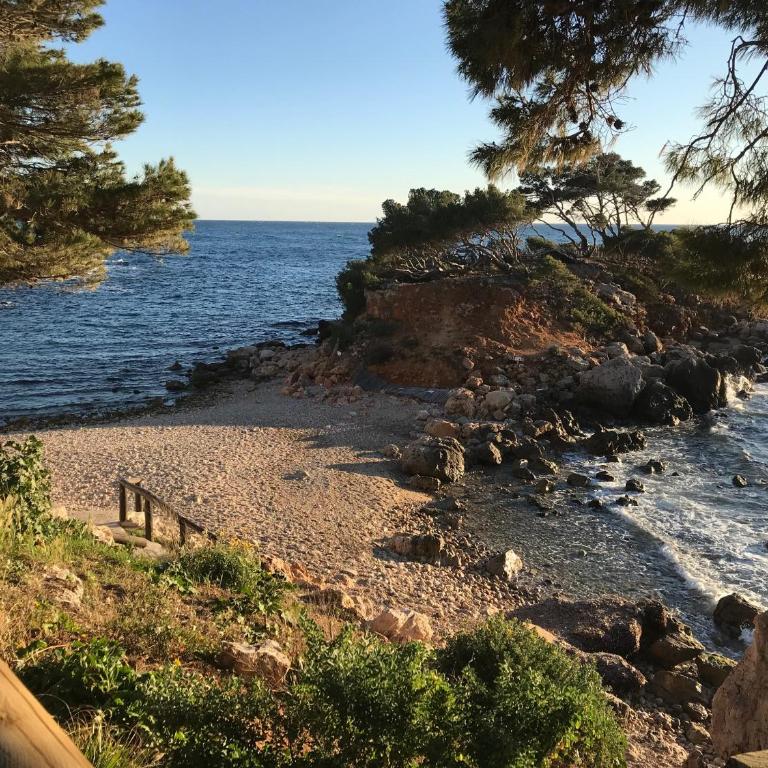 Villa Lucienne Bandol , T2 4 étoiles avec garage, dans les calanques - Maison de Vacances - 23