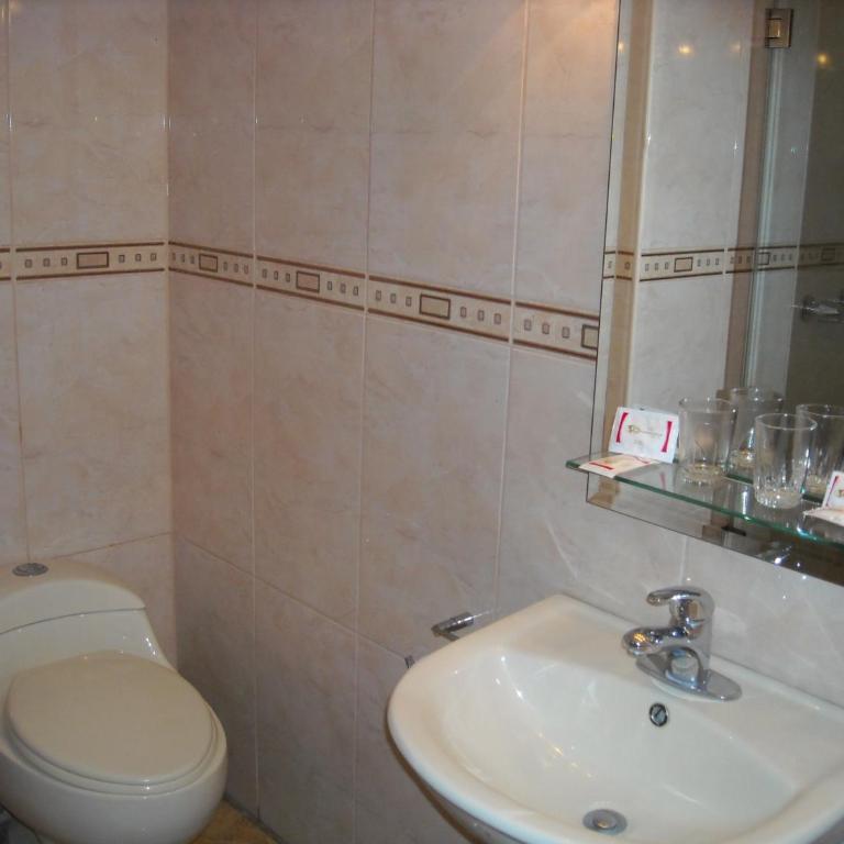 Hotel Continental Lima - Superior Double Room - 12