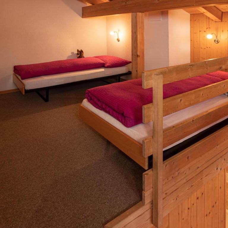 Hotel Alpenblick - Familienzimmer (6 Erwachsene) mit einem eigenen Badezimmer - 4