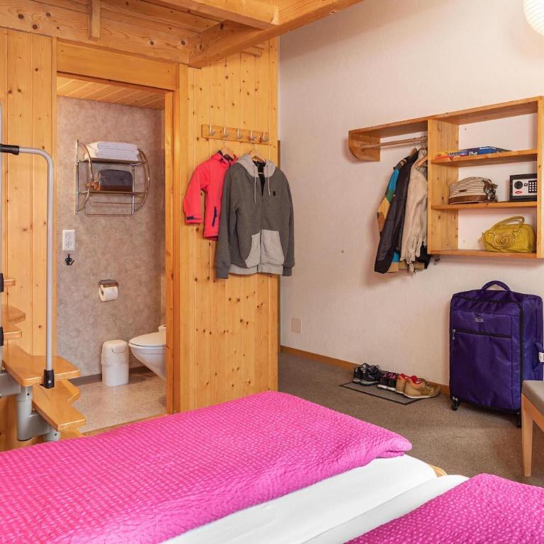Hotel Alpenblick - Familienzimmer (6 Erwachsene) mit einem eigenen Badezimmer - 6
