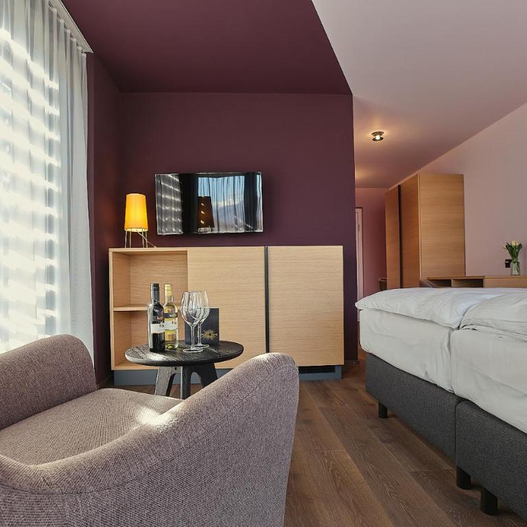 Links Leuk Golfresort - Deluxe Doppelzimmer mit Balkon - 1
