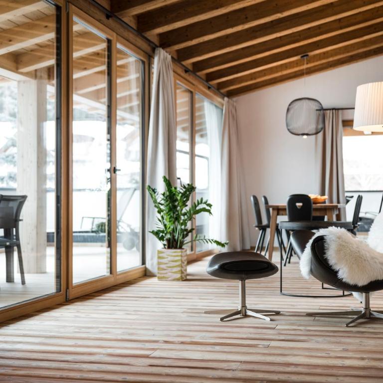 Les Contrades - Two-Bedroom Apartment - 1