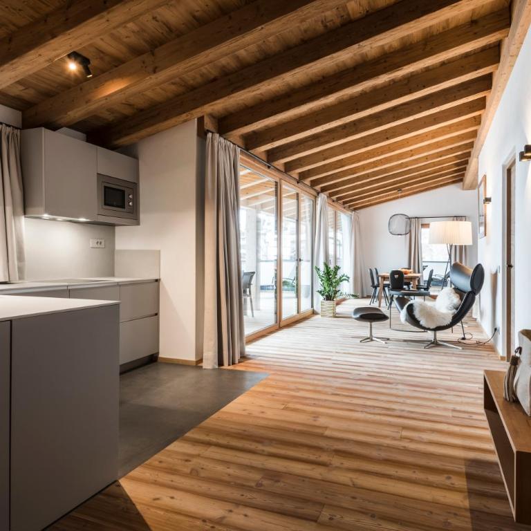 Les Contrades - Two-Bedroom Apartment - 4