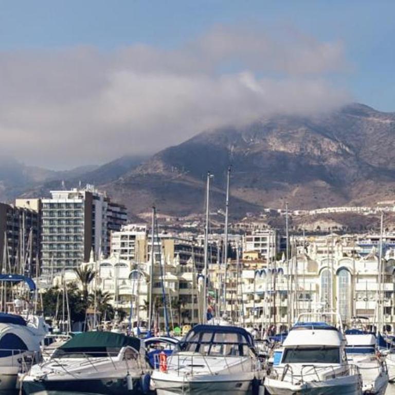 First Line to beach, sea view, sleeps 4 - One-Bedroom Apartment - 25