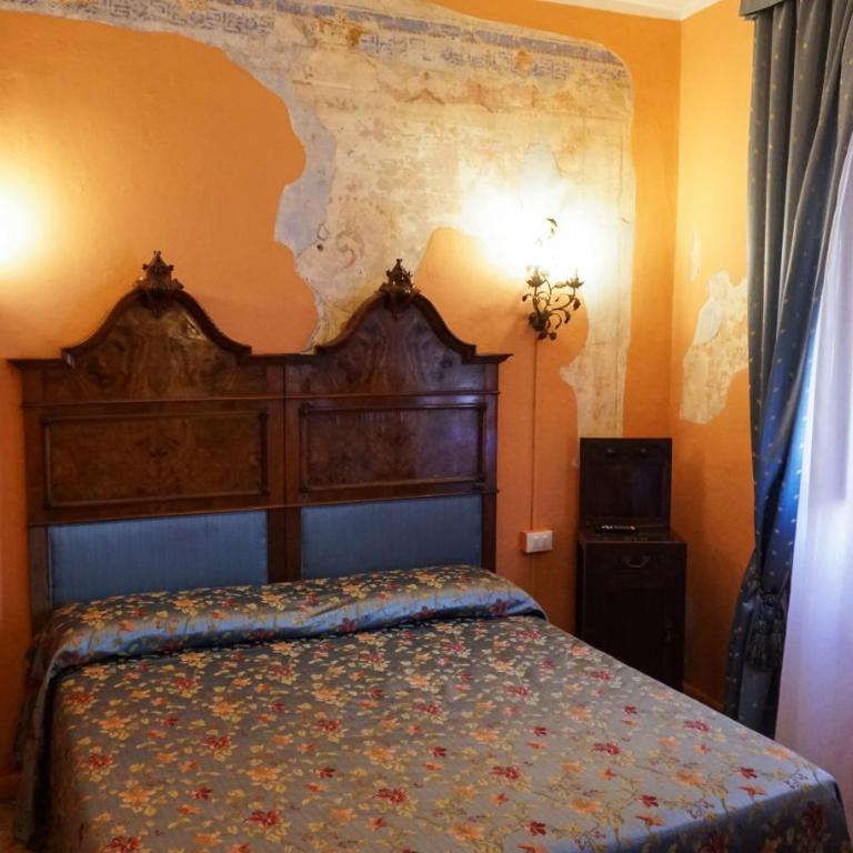 Antica Dimora della Racchetta - Suite Queen - 1