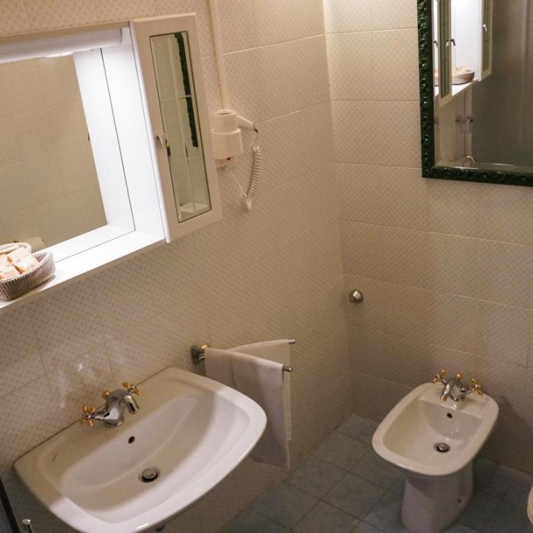 Antica Dimora della Racchetta - Suite Queen - 3